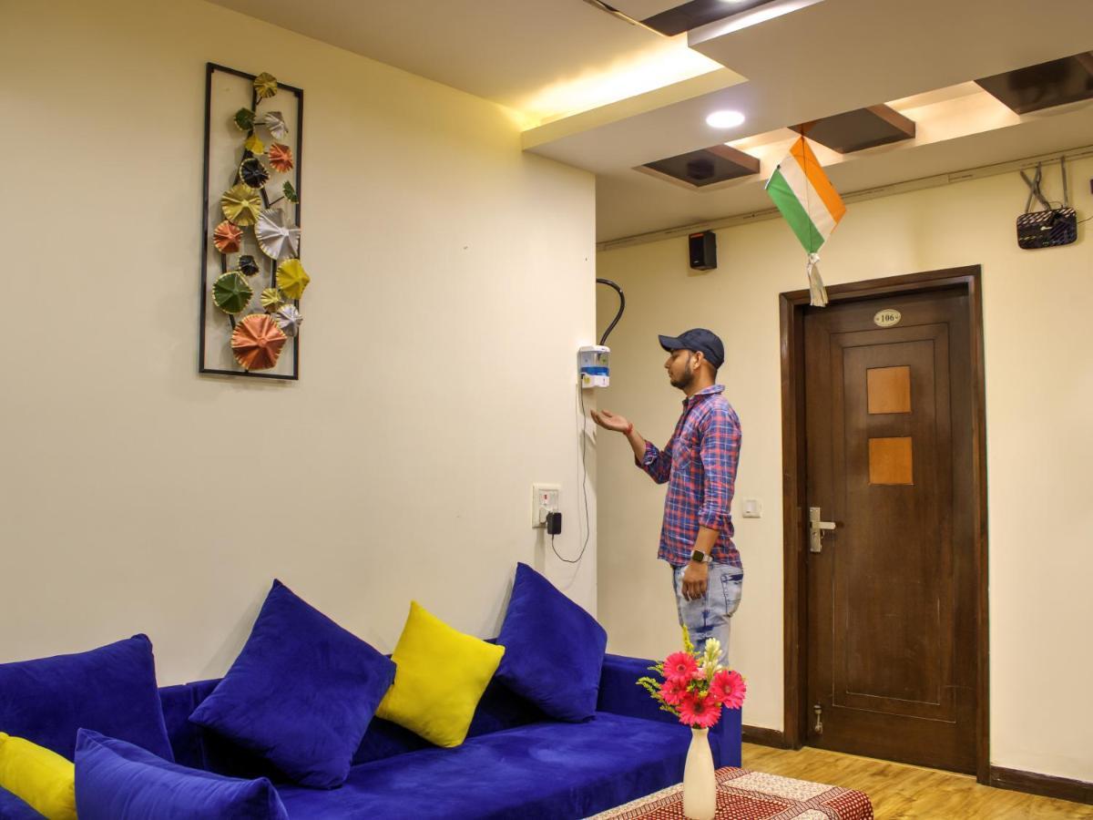 Lime Stays B&B Gk-2 At Greater Kailash Metro South Delhi Nearby Saket Select City Nuova Delhi Esterno foto
