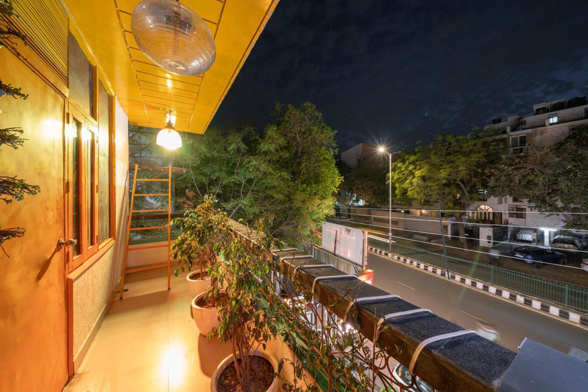 Lime Stays B&B Gk-2 At Greater Kailash Metro South Delhi Nearby Saket Select City Nuova Delhi Esterno foto