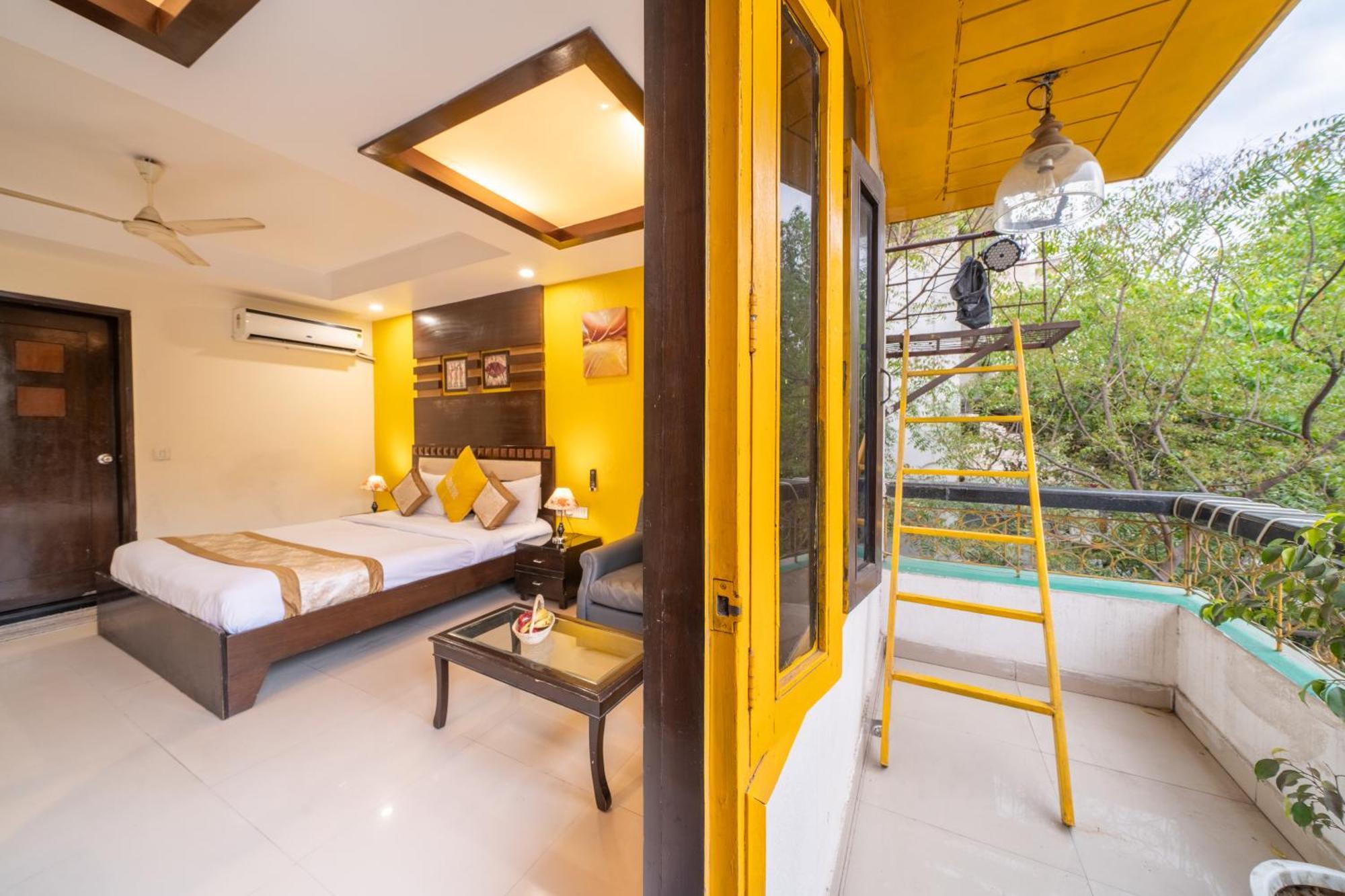 Lime Stays B&B Gk-2 At Greater Kailash Metro South Delhi Nearby Saket Select City Nuova Delhi Esterno foto